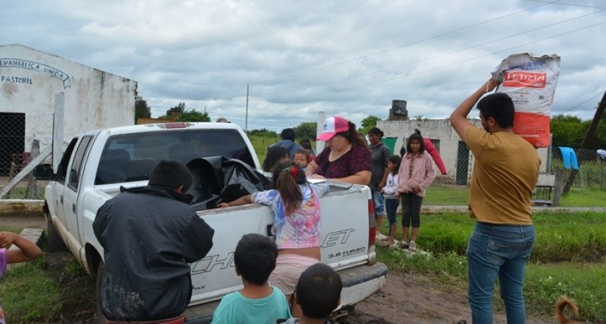 EL MUNICIPIO CONTINÚA ASISTENCIA A EVACUADOS A TRAVÉS DE DESARROLLO SOCIAL 