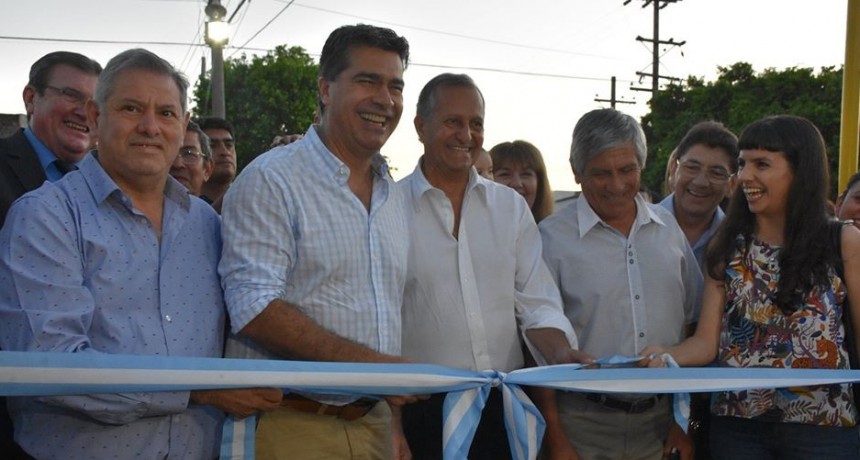 PAPP INAUGURÓ JUNTO AL GOBERNADOR CAPITANICH EL PAVIMENTO URBANO DEL BARRIO SAN CAYETANO