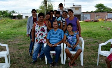 PAPP SE REUNIÓ CON MUJERES LADRILLERAS: “LO MÁS IMPORTANTE ES NUESTRO COMPROMISO DE GESTIONAR ÚTILES PARA 1500 CHICOS”