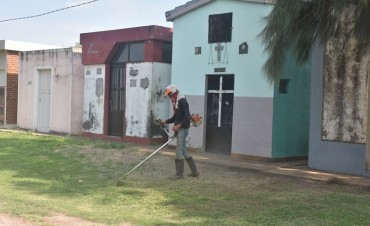 EL MUNICIPIO REALIZA MANTENIMIENTO EN EL CEMENTERIO JUAN PABLO II