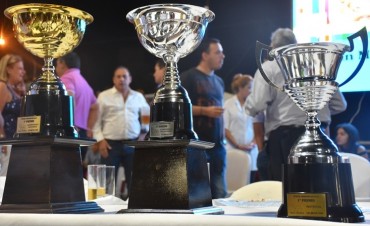 EMPATE ENTRE ARÁ SUNÚ Y HAWAIANAS EN LOS SÚPER CARNAVALES 2018