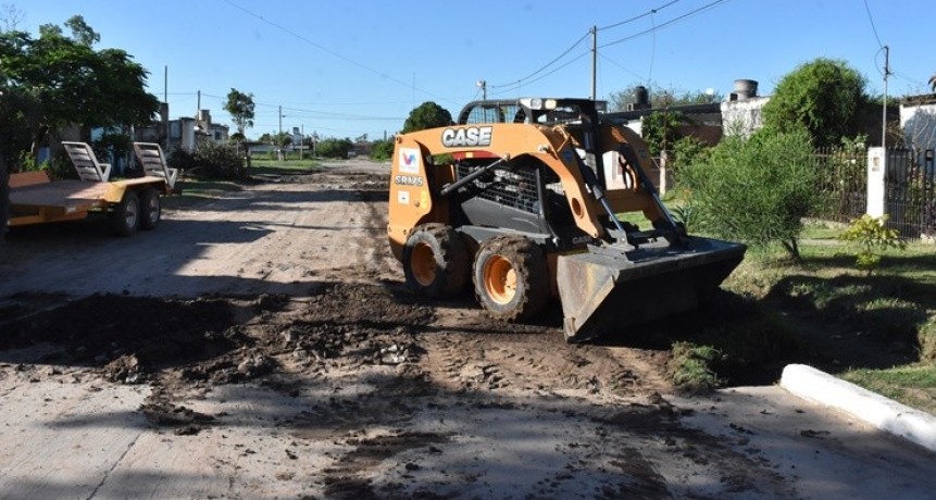 EL MUNICIPIO DE VILLA ÁNGELA RETOMÓ LOS TRABAJOS PLANIFICADOS DE BACHEO EN LA CIUDAD 