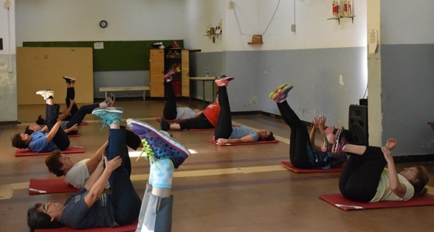 EL MUNICIPIO BRINDA CLASES DE GIMNASIA GRATUITAS
