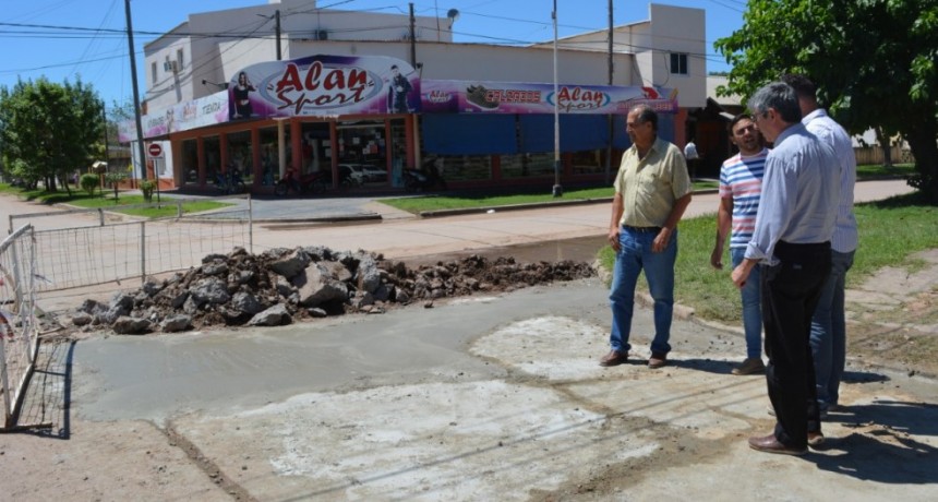 “ES RECONFORTANTE VER CÓMO LOS CHICOS DEL BARRIO SARGENTO CABRAL DISFRUTAN DE SU PLAZA RECONSTRUIDA A NUEVA”