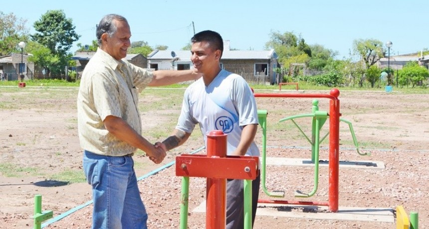 “ES UNA GRAN SATISFACCIÓN, VER LAS FAMILIAS DEL BARRIO SARGENTO CABRAL, DISFRUTAR DE SU NUEVA PLAZA”