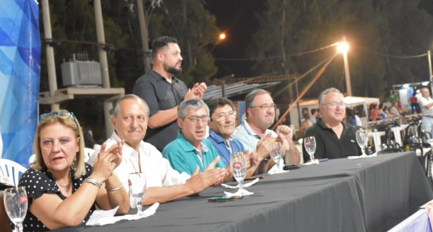 PAPP EN LA PRIMERA NOCHE DE SÚPER CARNAVALES 2020: “ES UN IMPULSO, UNA FORTALEZA EN VILLA ÁNGELA Y UN ESPECTÁCULO QUE SE BRINDA HACE 52 AÑOS”