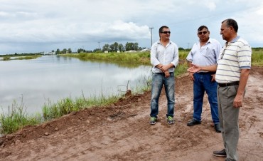 EL MUNICIPIO DE VILLA ÁNGELA COLABORA CON SAMEEP PARA AUMENTAR LA PROVISIÓN DE AGUA DEL RESERVORIO