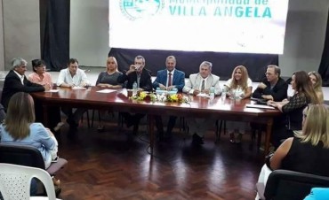 APERTURA DE SESIONES DE CONCEJO DE LA MUNICIPALIDAD DE VILLA ÁNGELA