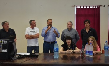 EL INTENDENTE ADALBERTO PAPP PARTICIPÓ DEL INICIO DE CLASES DE DERECHO DE LA UNNE EN VILLA ÁNGELA