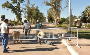 EL MUNICIPIO REALIZA MANTENIMIENTO DE CALLES, BACHEO Y PINTURA DE SENDAS PEATONALES 