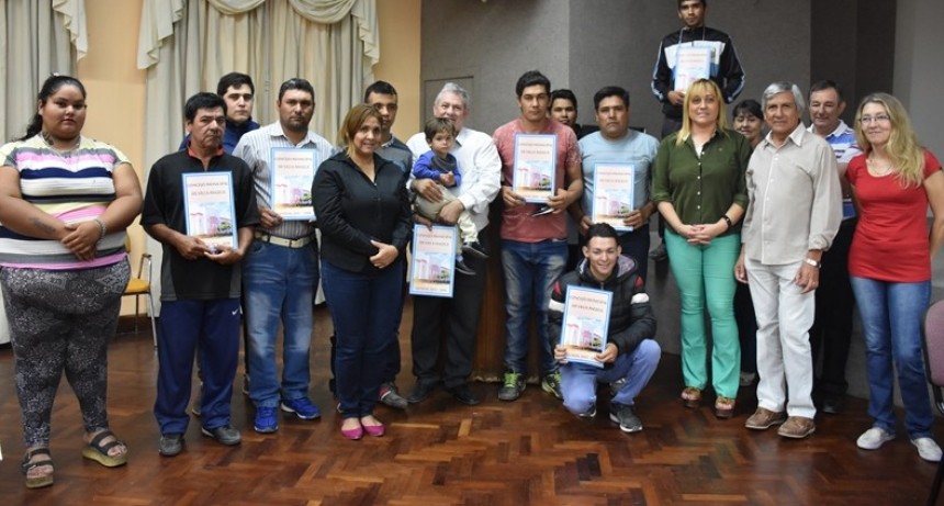 EL CONCEJO RECONOCIÓ A TRABAJADORES MUNICIPALES QUE SALVARON LA VIDA DE UN NIÑO
