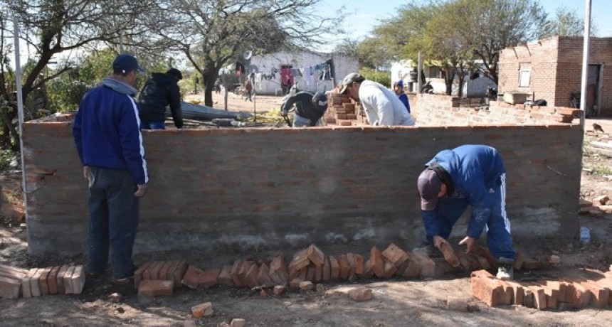 MUNICIPIO RETOMA LA CONSTRUCCIÓN DE SOLUCIONES HABITACIONALES