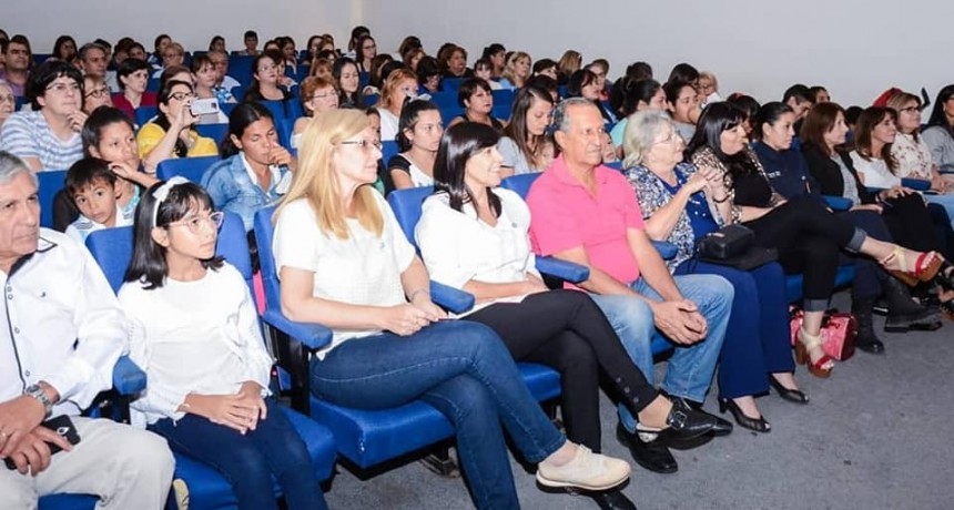LA REFERENTE DE LA FUNDACIÓN “MUCHAS” EXPRESÓ SU AGRADECIMIENTO A VILLA ÁNGELA