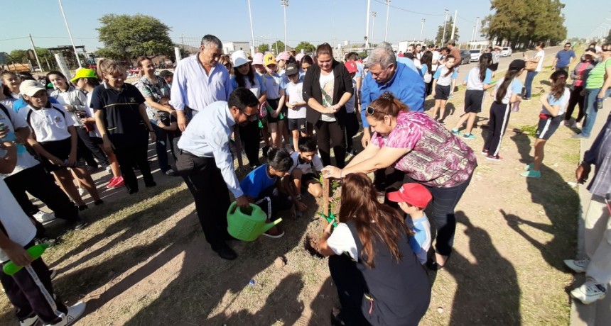 EL MUNICIPIO ACOMPAÑÓ EL PROYECTO “CORDÓN VERDE”