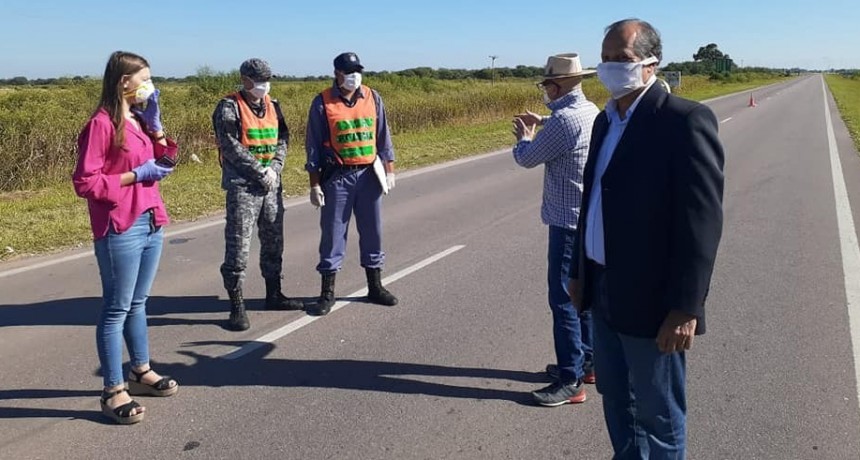 EL INTENDENTE PAPP JUNTO A LOS FISCALES DE INVESTIGACIÓN REFUERZAN LOS CONTROLES DE ACCESO A VILLA ÁNGELA