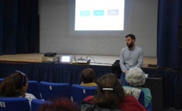 MAS DE 50 PERSONAS PARTICIPARON DE LA PRIMERA JORNADA DE CAPACITACIÓN PARA EMPRENDEDORES CULTURALES
