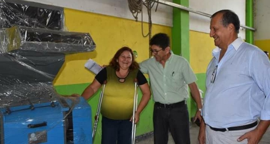 PAPP: “VILLA ÁNGELA ES EL PRIMER MUNICIPIO DE LA PROVINCIA EN CONTAR CON UNA MOLEDORA DE PLÁSTICO”