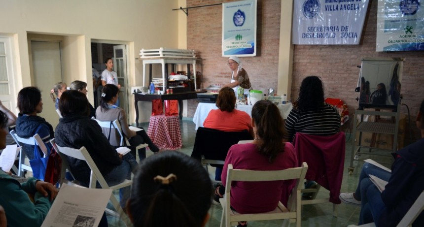 GRAN PARTICIPACIÓN EN EL TALLER GRATUITO DE COCINA PARA CELÍACOS