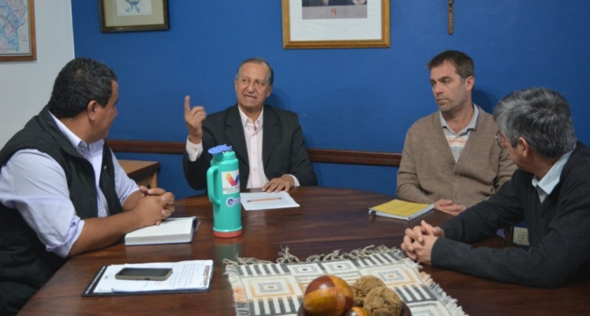 EL INTENDENTE PAPP, JUNTO AL COORDINADOR DE LA AGENCIA DE DESARROLLO LOCAL, SE REUNIÓ CON EL COORDINADOR DE AGRICULTURA FAMILIAR DE NACIÓN