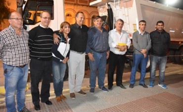 PAPP RECIBIÓ LA BARREDORA Y EL PRIMER CAMIÓN BATEA EN 107 AÑOS DE HISTORIA DEL MUNICIPIO
