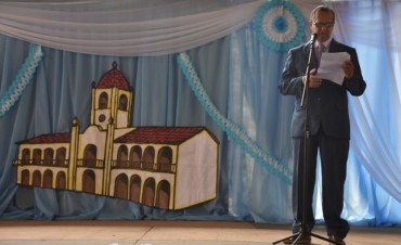 EL 25 DE MAYO, PAPP INVITÓ A CADA UNO DE LOS VECINOS A “UNIRNOS PARA TRABAJAR CON HONOR, RESPONSABILIDAD Y SACRIFICIO POR NUESTRO SUELO” 
