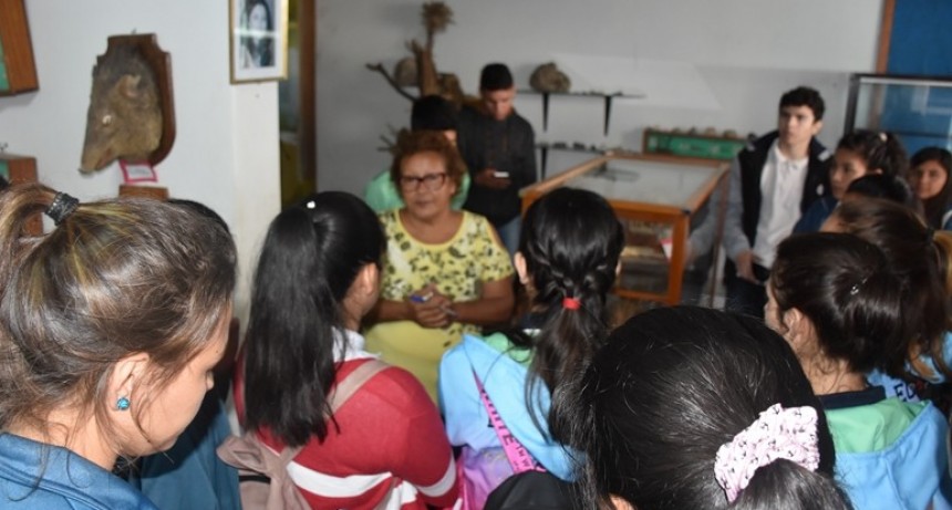 CULTURA REALIZA VISITAS GUIADAS PARA INSTITUCIONES EDUCATIVAS DE VILLA ÁNGELA