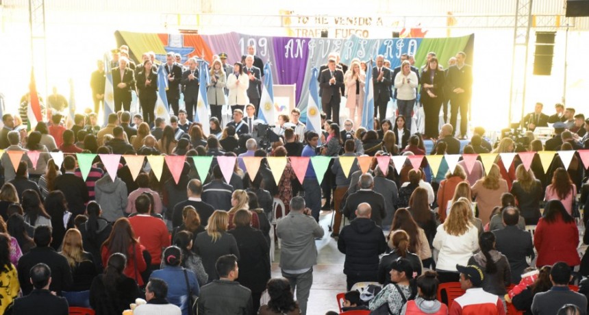 EL INTENDENTE PAPP ENCABEZÓ EL ACTO POR EL 109 ANIVERSARIO DE LA CIUDAD