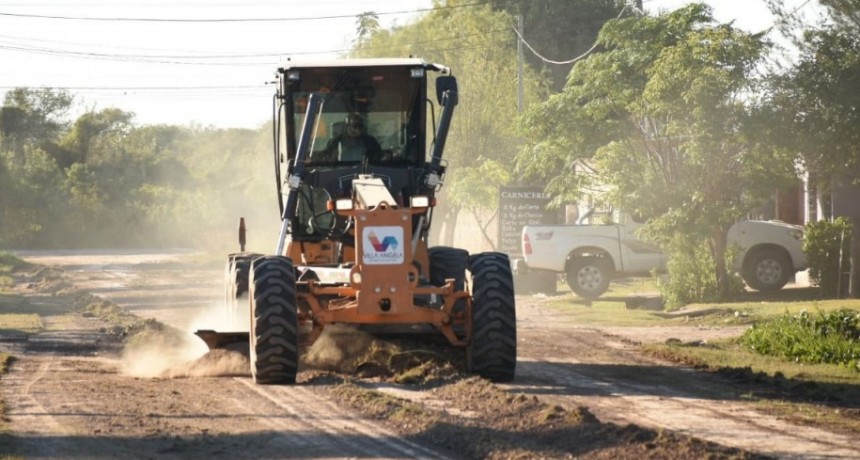 EL MUNICIPIO DE VILLA ÁNGELA REALIZÓ EL PERFILADO DE CALLES DEL BARRIO SARGENTO CABRAL