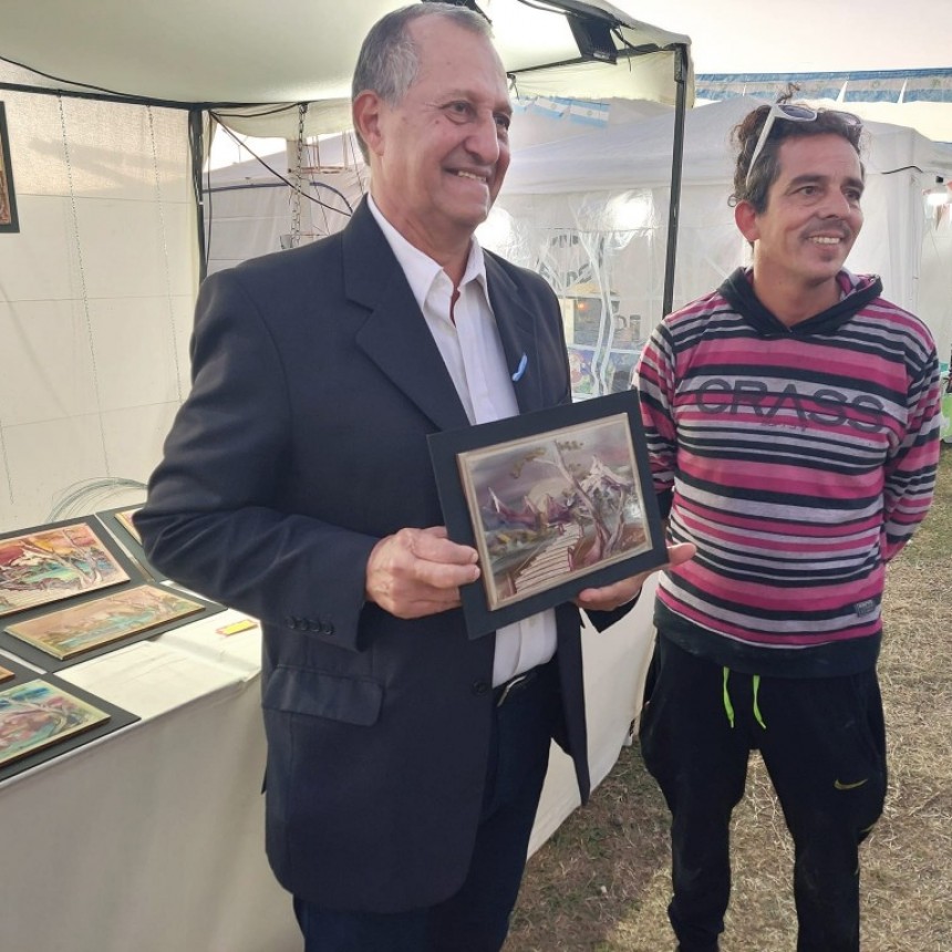 LA FERIA DEL LIBRO CONTÓ CON LA PRESENCIA DEL ARTISTA NESTOR ALBOUY, QUIEN REPRESENTARÁ A LA ARGENTINA EN UNA MUESTRA EN FRANCIA