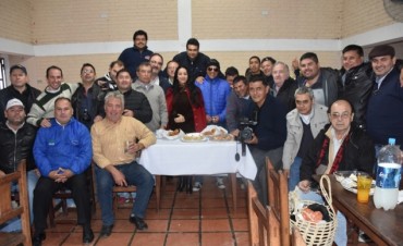 LA MUNICIPALIDAD AGASAJÓ A LOS TRABAJADORES DE MEDIOS DE COMUNICACIÓN EN EL DÍA DEL PERIODISTA 