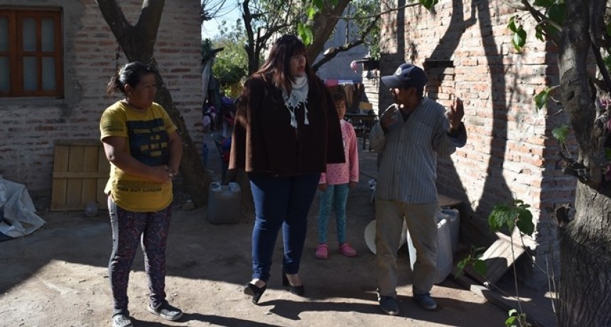 BENEFICIARIA DE AYUDA HABITACIONAL AGRADECIÓ AL GOBIERNO MUNICIPAL DEL INTENDENTE PAPP