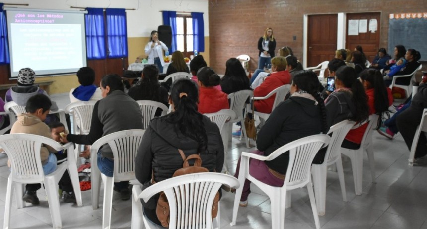 SATISFACTORIA CONVOCATORIA EN LA CHARLA POR EL DÍA INTERNACIONAL DE LA ACCIÓN POR LA SALUD DE LA MUJER
