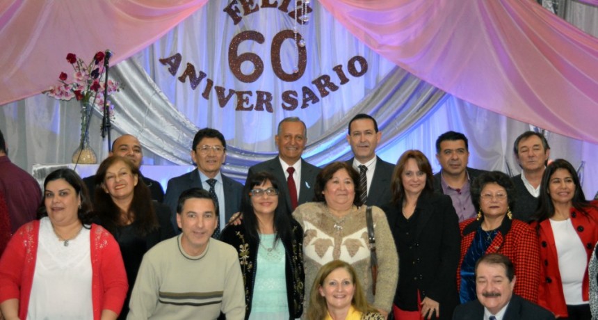 EL INTENDENTE PAPP PARTICIPÓ DEL 60 ANIVERSARIO DE LA EES N° 69