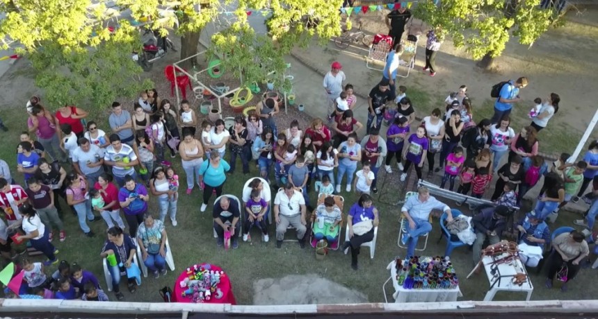 LA FERIA DE ARTESANOS SE FORTALECE CON APOYO DEL MUNICIPIO