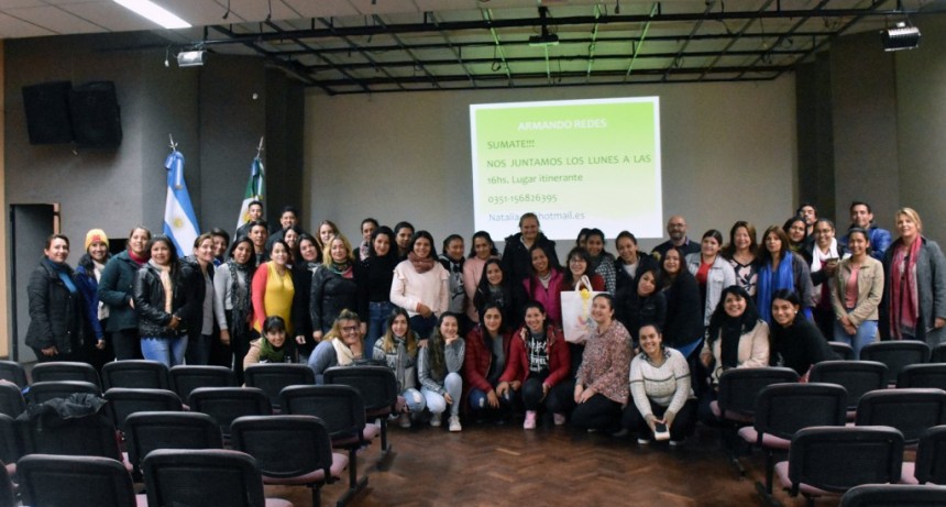GRAN PARTICIPACIÓN EN EL SEMINARIO EN CONTRA DE LA VIOLENCIA HACIA LA MUJER