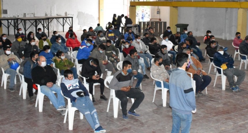 EL MUNICIPIO COMENZÓ CON EL OPERATIVO DE ENTREGA DE LAS TARJETAS PARA EL COBRO DEL IFE