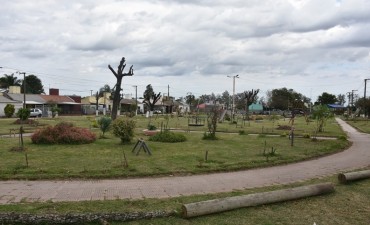 “LOS VECINOS NOS ACOMPAÑAN PORQUE VEN QUE LOS RECURSOS SE VUELCAN EN OBRAS Y MAQUINARIAS”