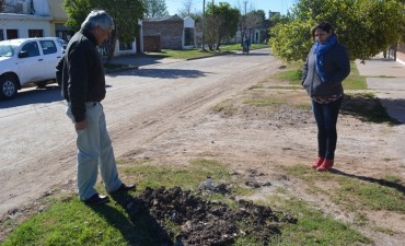 EL DEPARTAMENTO DE TRÁNSITO DE LA MUNICIPALIDAD DENUNCIA LA DESTRUCCIÓN DE CARTELES DE SEÑALIZACIÓN