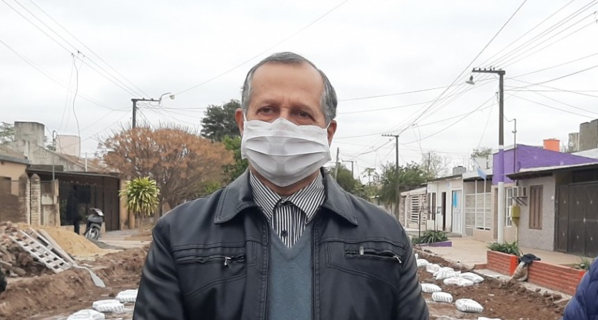 EL INTENDENTE PAPP SUPERVISÓ EL INICIO DE 1000 METROS DE PAVIMENTO 