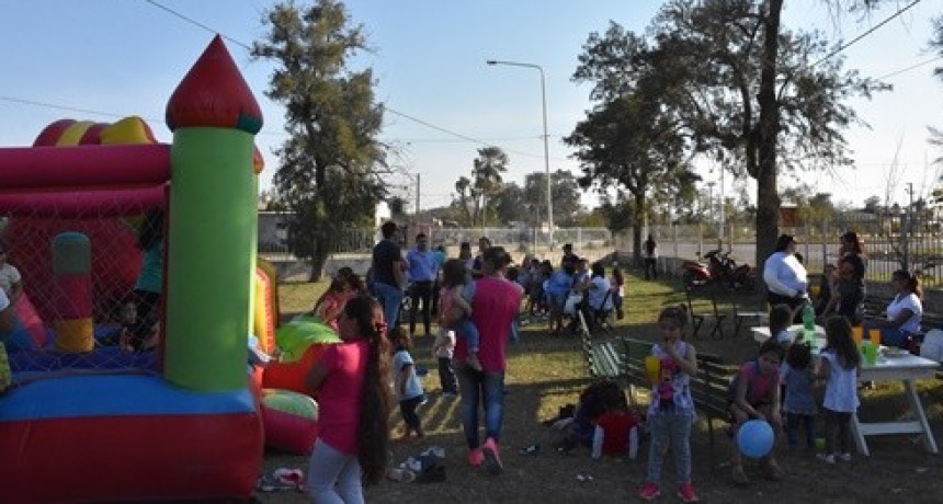 CON APOYO DEL MUNICIPIO, EL CIF N° 3 FESTEJÓ SU ANIVERSARIO Y EL DÍA DEL NIÑO MAS 150 NIÑOS