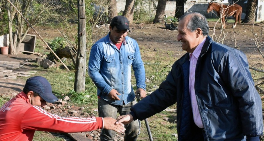 MUNICIPIO REALIZÓ CUNETEO  EN EL SECTOR DE LA CALLE 1RA JUNTA