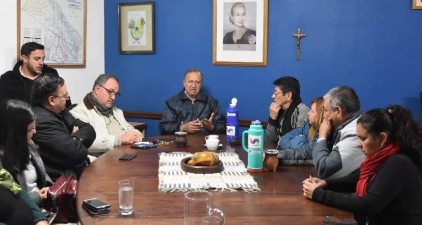 REUNIÓN DE GABINETE: PAPP INSTÓ A SUS FUNCIONARIOS A CONTINUAR TRABAJANDO ARDUAMENTE POR VILLA ÁNGELA