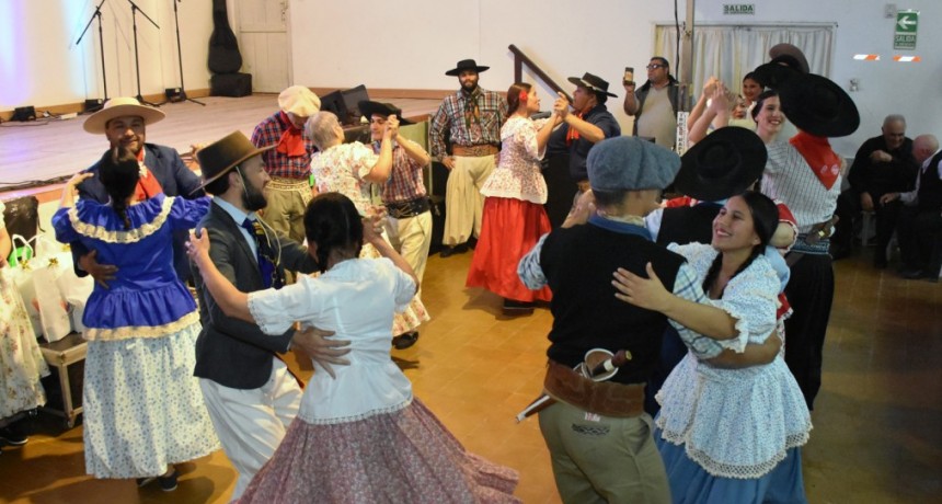 CON APOYO MUNICIPAL, SE REALIZÓ EXITOSAMENTE LA 4TA PRE FIESTA NACIONAL DEL CHAMAMÉ EN VILLA ÁNGELA