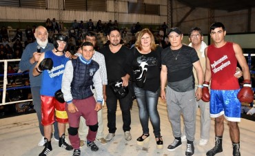 SEGUNDO FESTIVAL BOXÍSTICO ORGANIZADO POR LA ESCUELA MUNICIPAL DE BOXEO EN EL CLUB JUVA