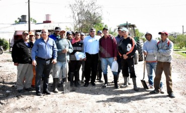 SERVICIOS PÚBLICOS YA SUPERA LOS 40 MIL METROS LINEALES DE CUNETEO EN VILLA ÁNGELA