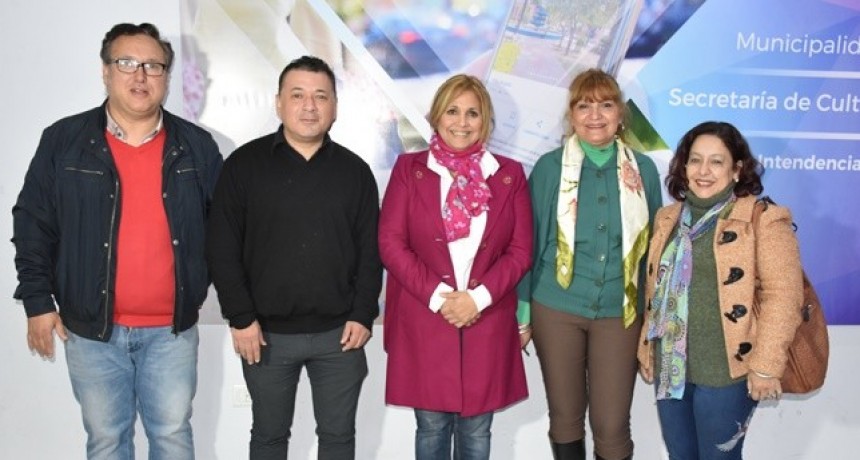 IMPLEMENTACIÓN DEL AULA VIRTUAL EN EL TRAYECTO DE FORMACIÓN DOCENTE