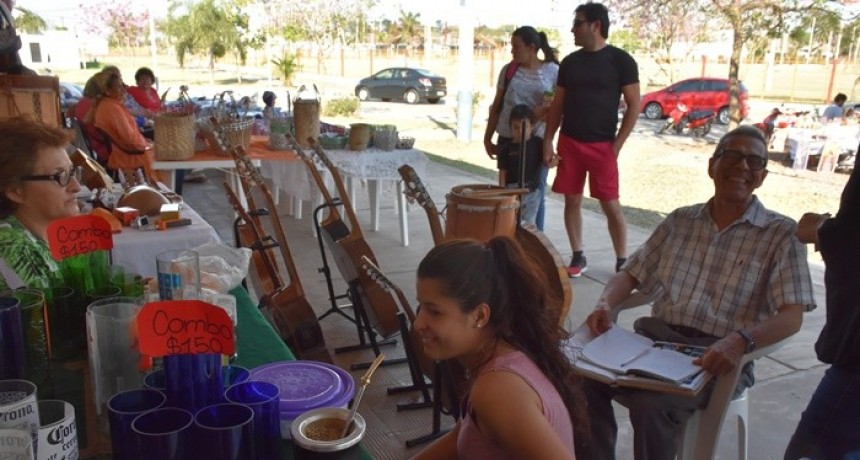 SE REALIZÓ LA 6TA MUESTRA DE ARTESANOS EN LA EX ESTACIÓN DEL FERROCARRIL
