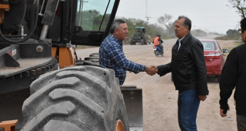 PAPP SUPERVISA LA RECONSTRUCCIÓN DE AV. LA PLATA Y VOLVIÓ A REMARCAR SU COMPROMISO CON VILLA ÁNGELA