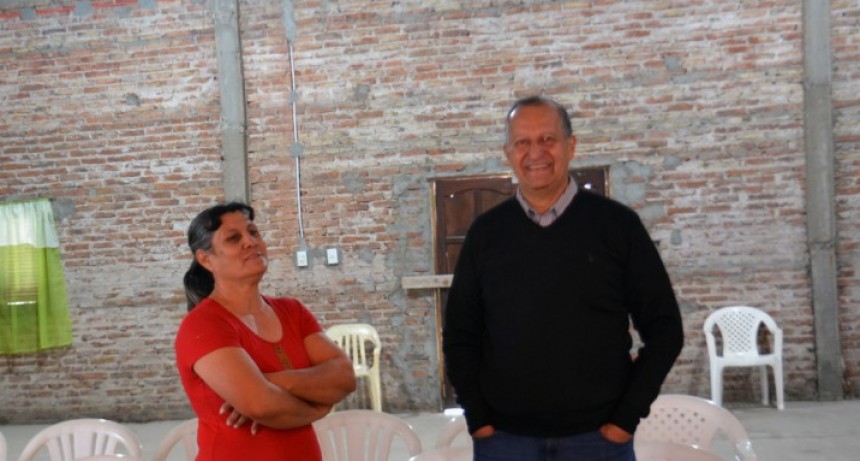 PAPP VISITÓ A MIEMBROS DE LA COMUNIDAD DE LA IGLESIA LOS MILAGROS DE JESÚS