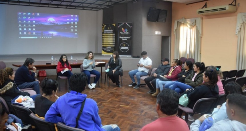 EL MUNICIPIO CONTINÚA CON LAS CAPACITACIONES PARA LA COMUNIDAD EMPRENDEDORA